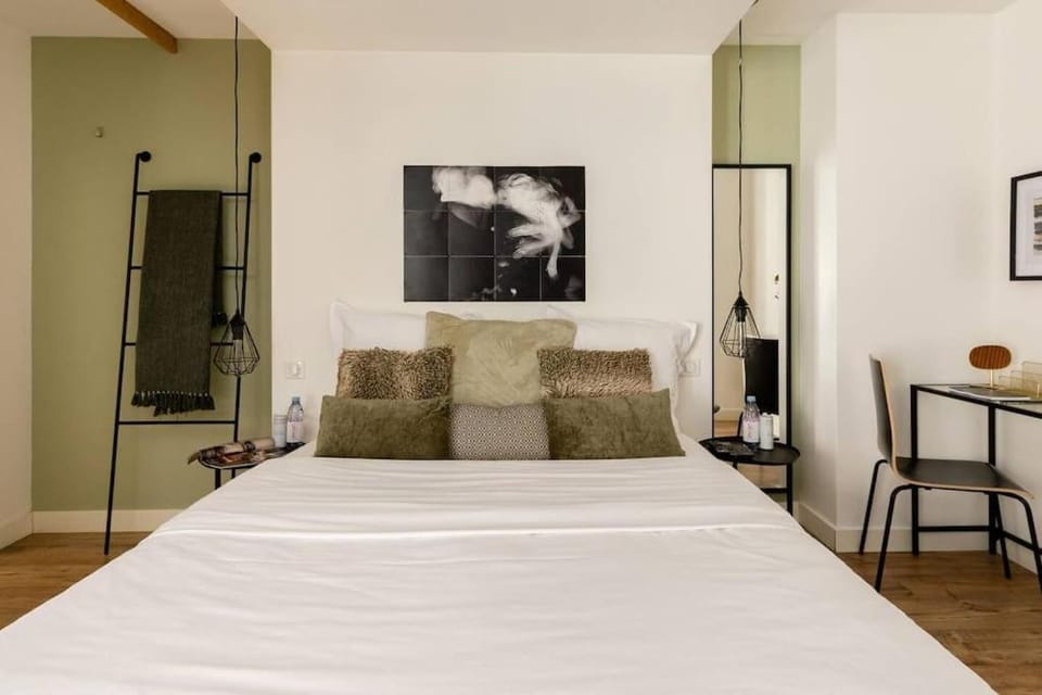 Suite Les Nébuleuses, Terreaux Capucins Apartment in Lyon