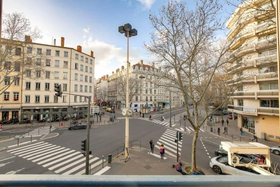 Superbe studio, Tête d'or, Lyon Apartment in Lyon