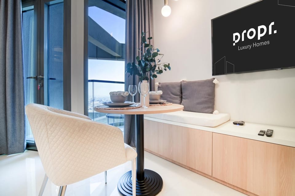 Cozy High-Floor Studio with Amazing Views Apartment in Dubai