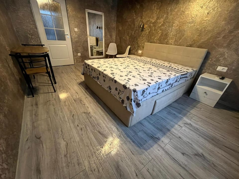 Downtown Galati Studio Apartment in Romania