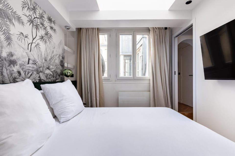Saint-Honoré - Vendôme - Luxury Designer Flat Apartment in Paris