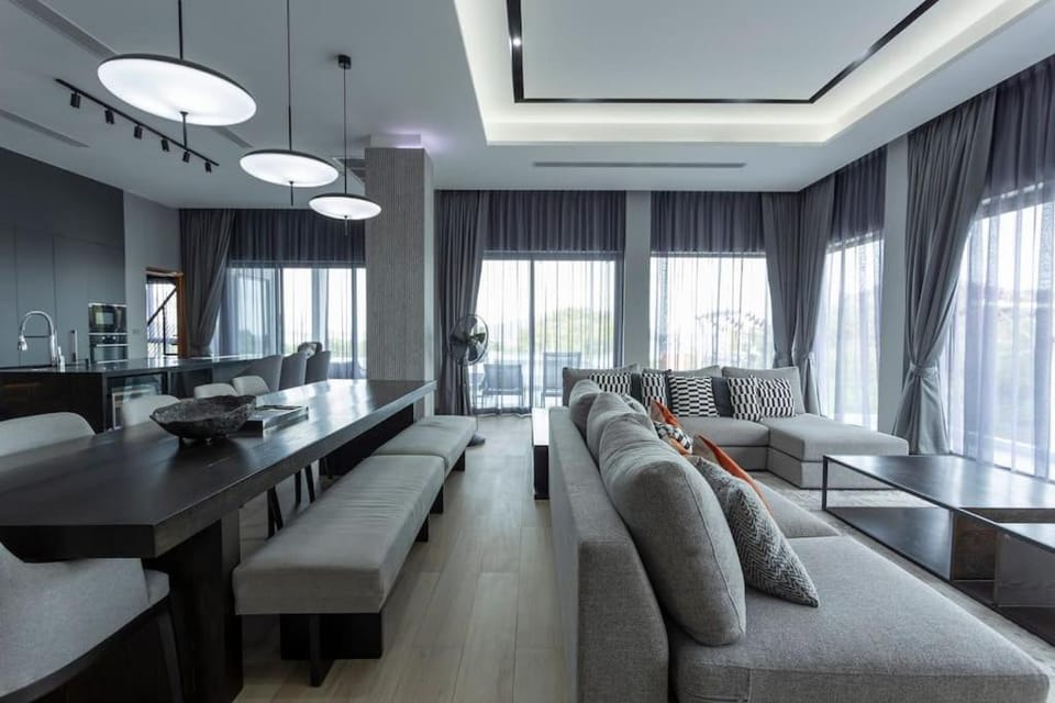 Feel Like a King Biggest Best VillaCinema gym #v42 House in Rawai