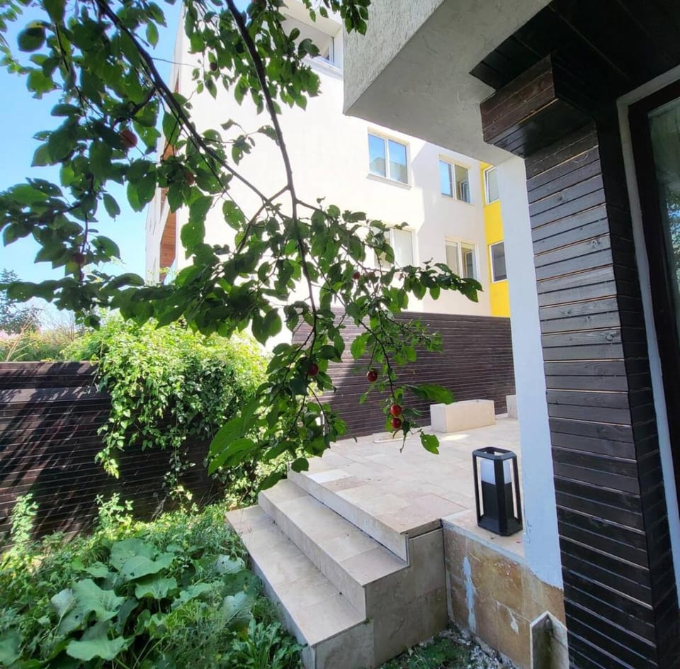 Apartament cu terasă Apartment in Bucharest