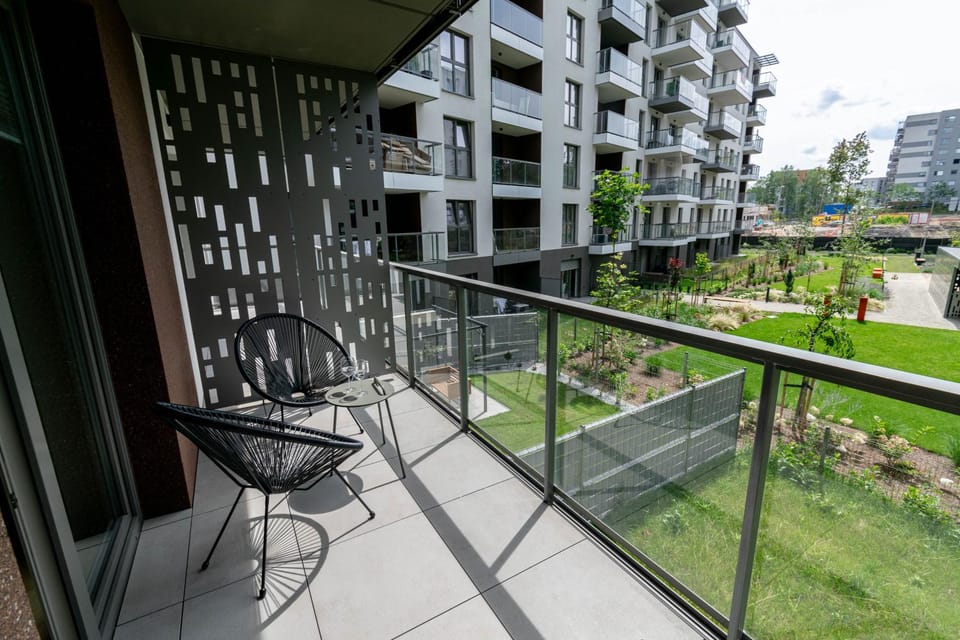 Verde Kato Apartment Francuska - FREE PARKING - Self check-in Apartment in Poland