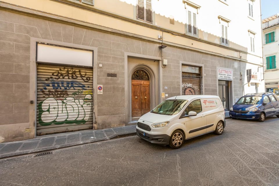 Property building, Facade/entrance, Street view