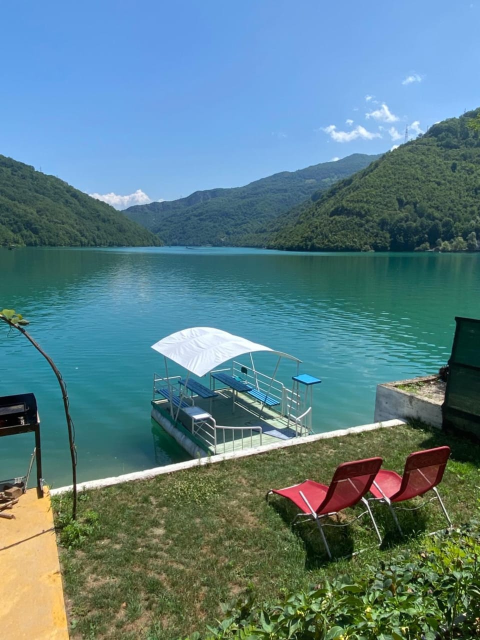 Lake House House in Federation of Bosnia and Herzegovina