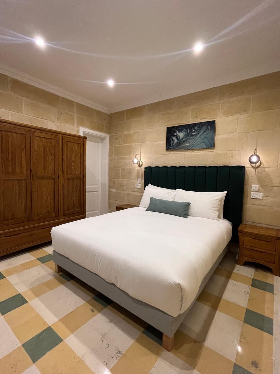 Bed, Photo of the whole room, Bedroom, wardrobe