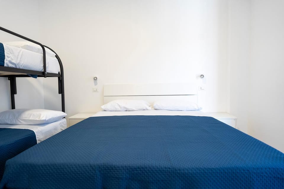 Prestige House 8 Bed and Breakfast in Scalea