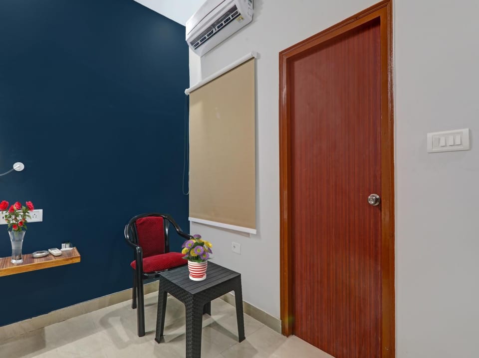 Seating area, air conditioner