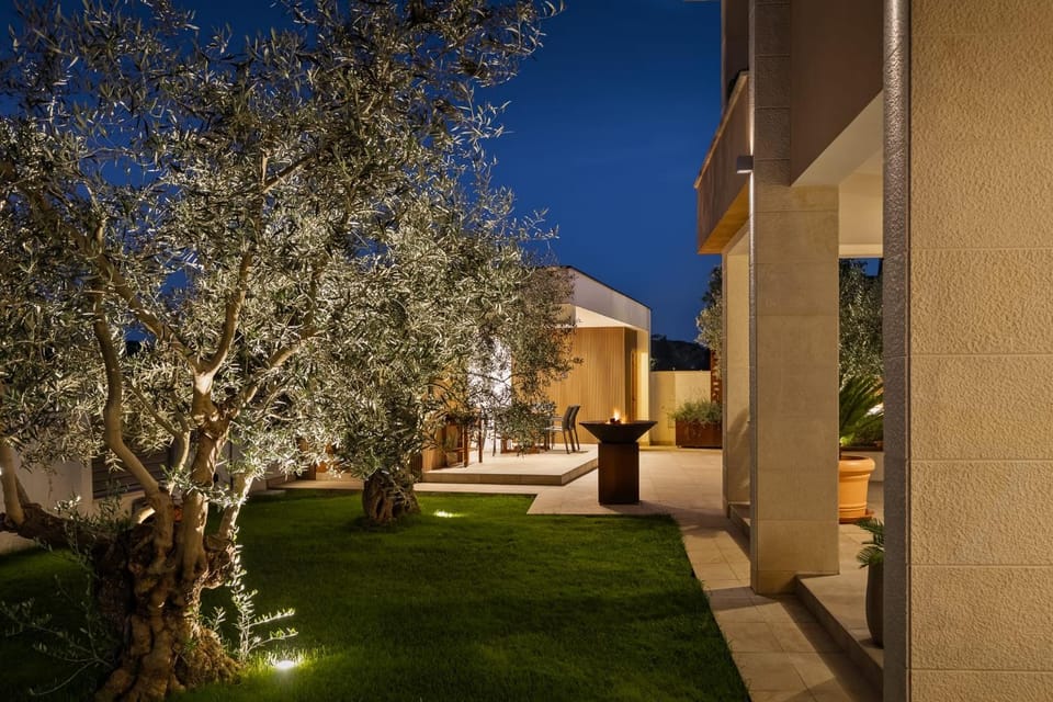 Garden, Garden view