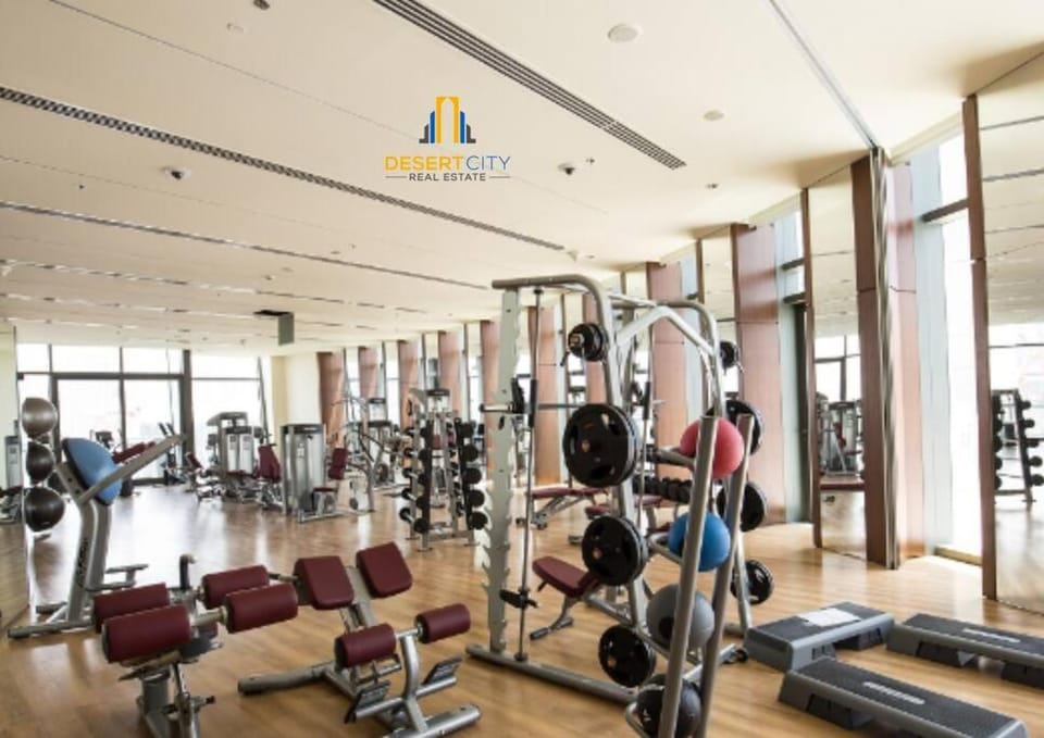 Luxurious 2 Bed Next to Burj Khalifa, Hosted by Desert City Stays Apartment in Dubai
