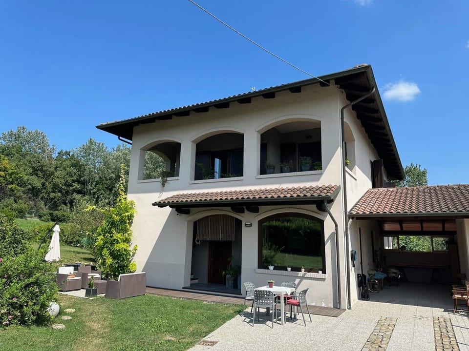 Property building, Garden