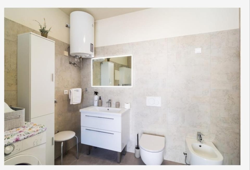 DoMiNi Villa in Selca, Brač