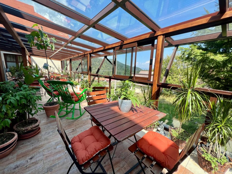 Day, Garden, View (from property/room), Balcony/Terrace, Dining area, Garden view