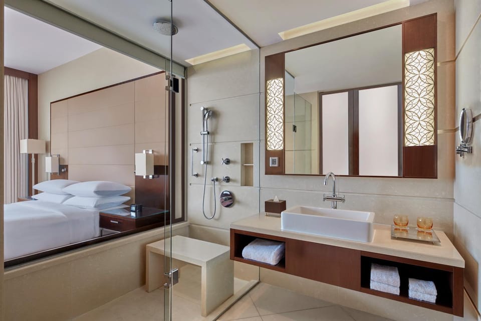 Bed, Bathroom, Bedroom
