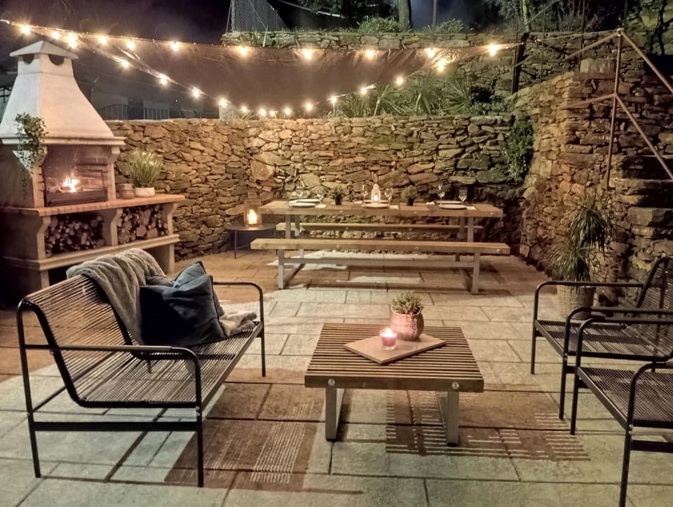 Patio, Dining area