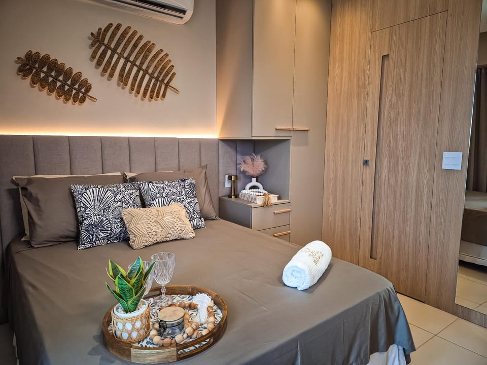 Bed, Decorative detail, Decorative detail, air conditioner