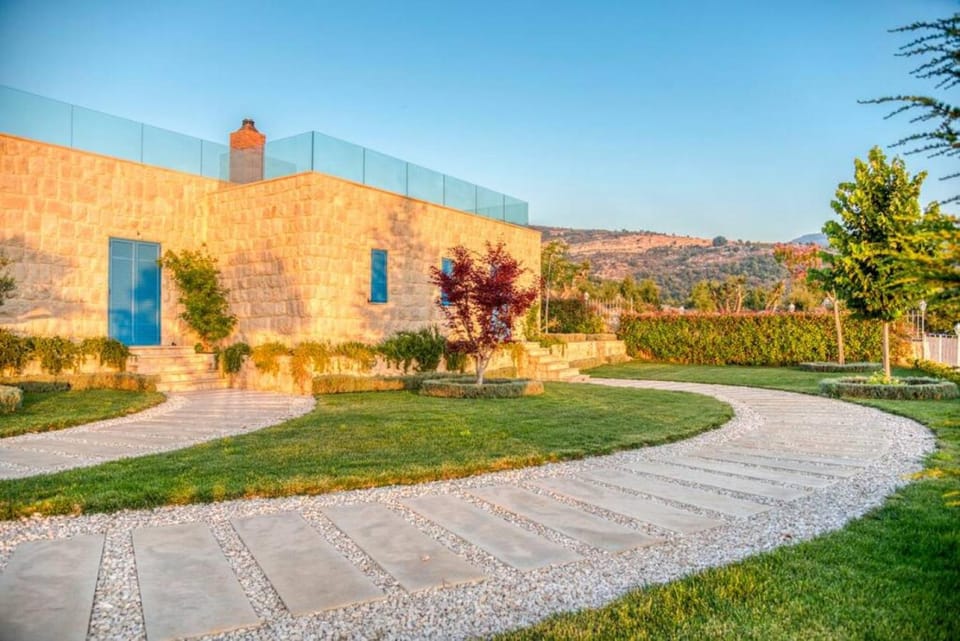Property building, Garden, Garden, Mountain view