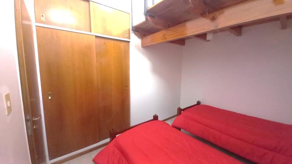 Casa 3 Hab con 2 cocheras Centro Apartment in Godoy Cruz