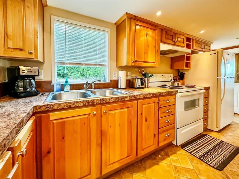 Sq Gretas Casita House in Puget Sound