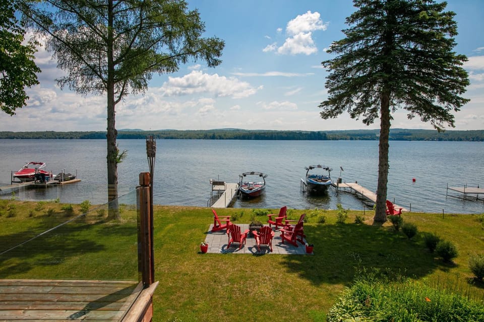 Day, Natural landscape, Activities, Lake view