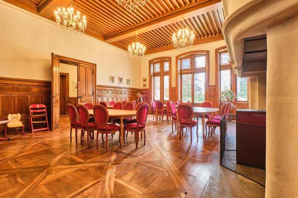 Property building, Living room