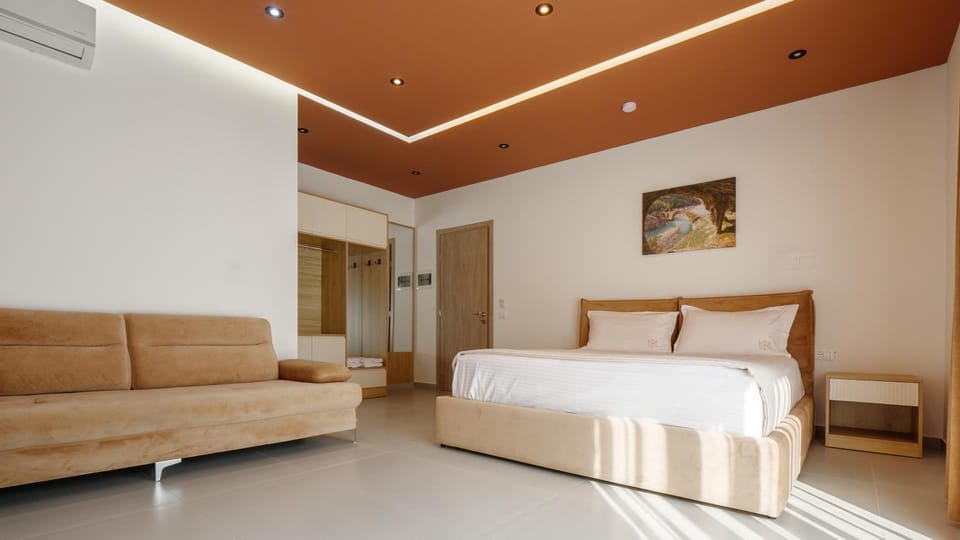KRONOS Hotel Sarandë Hotel in Sarandë