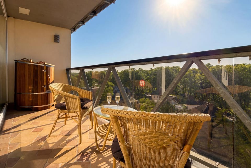 Patio, View (from property/room), Balcony/Terrace, Seating area