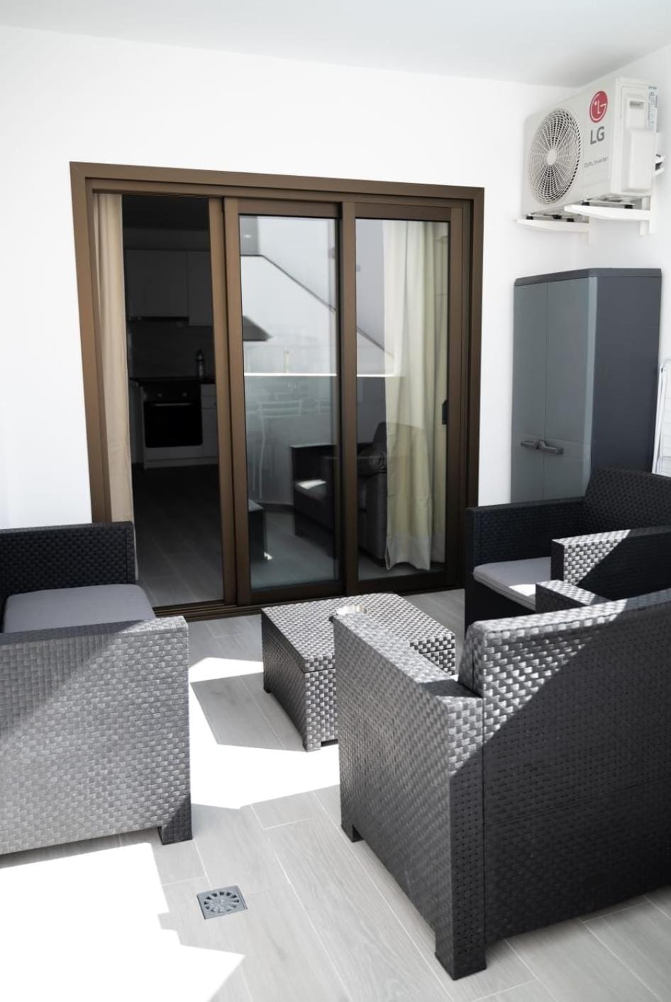 Balcony/Terrace, Balcony/Terrace