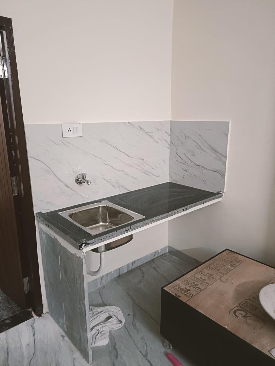 Kitchen or kitchenette