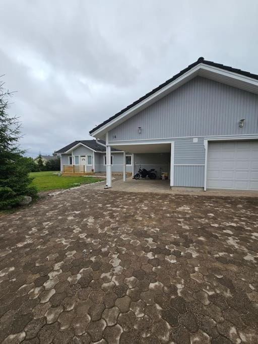 Viihtyisä koti lähellä keskustaa Villa in Rovaniemi
