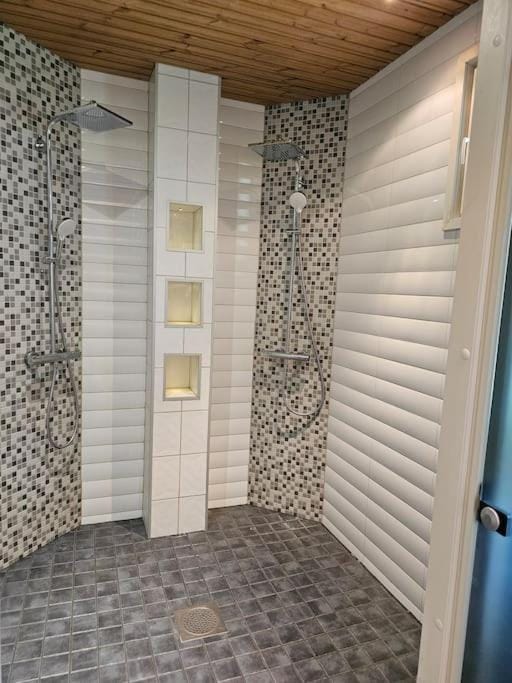 Viihtyisä koti lähellä keskustaa Villa in Rovaniemi