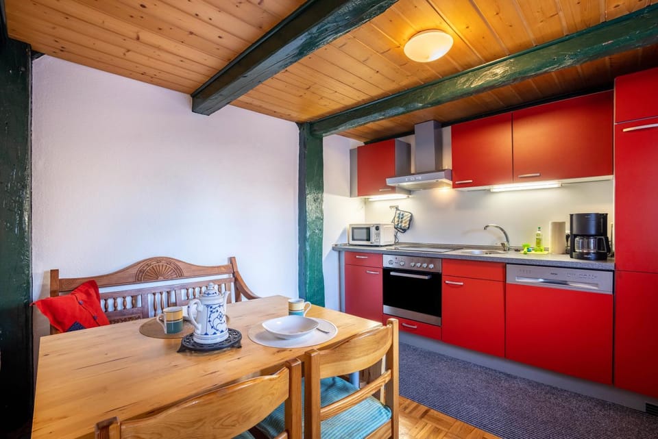Property building, Kitchen or kitchenette, Living room