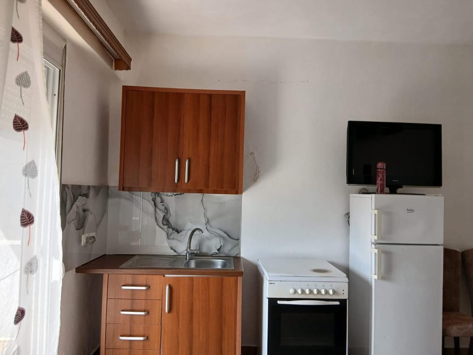 TV and multimedia, Kitchen or kitchenette