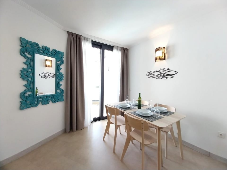 Balcony/Terrace, Dining area