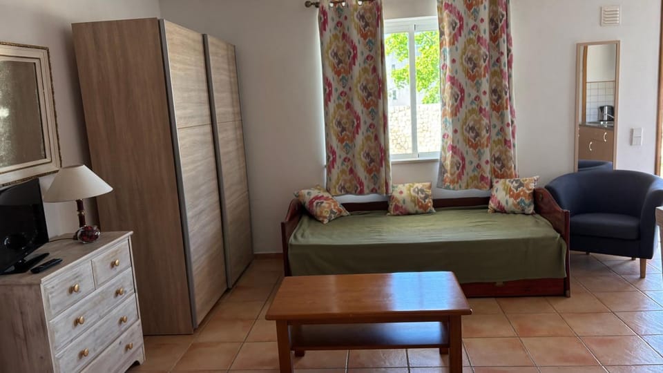Bed, wardrobe