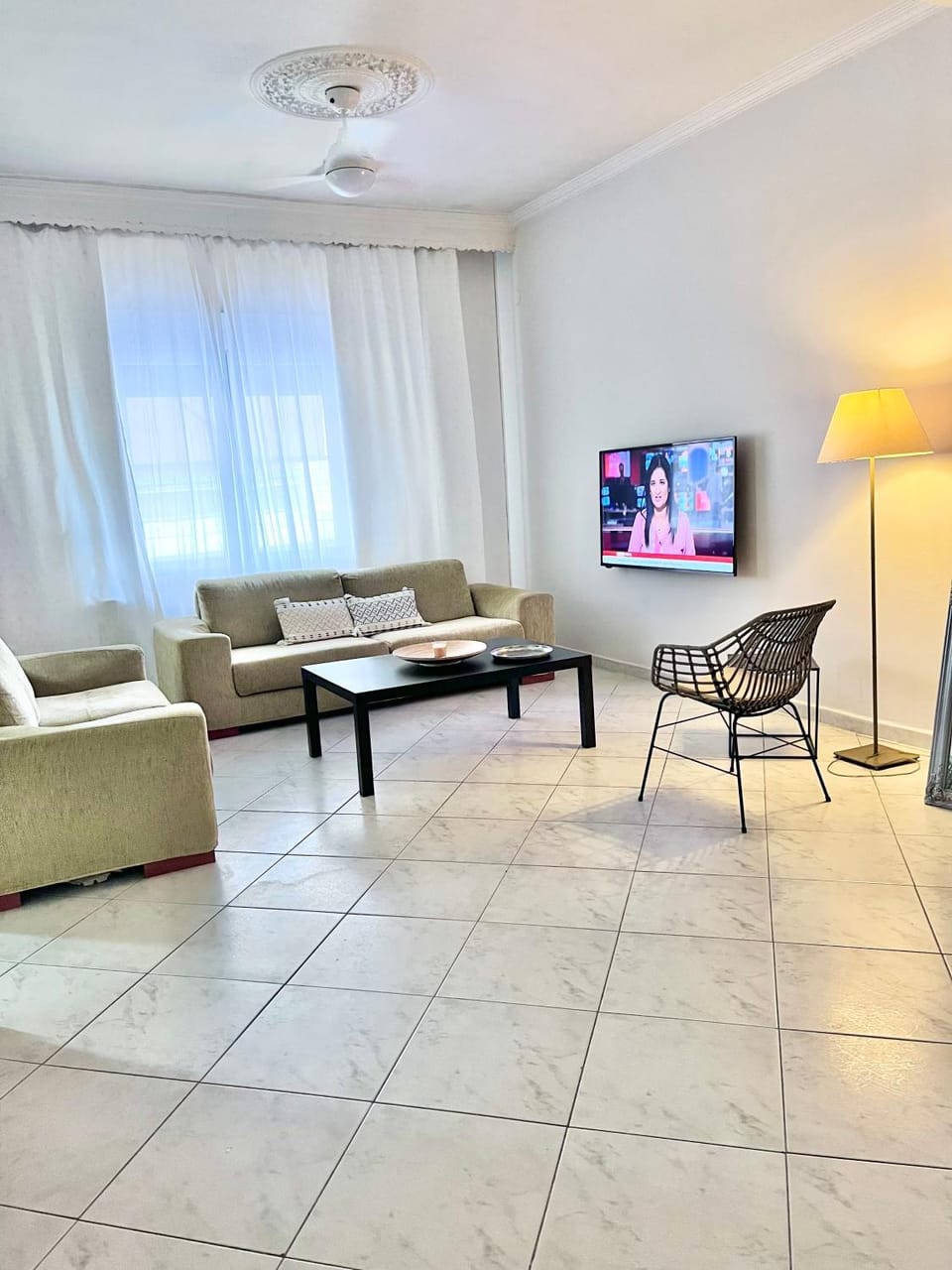 Communal lounge/ TV room