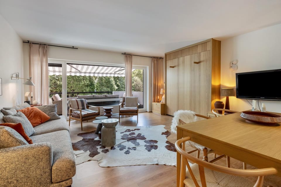 Property building, Living room