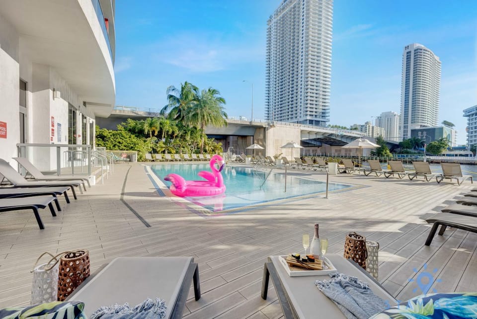 Pool view