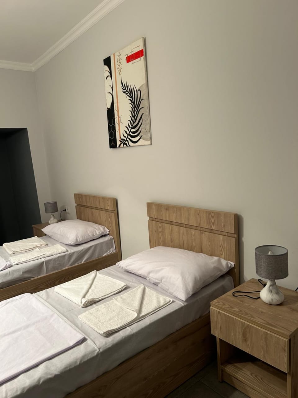 Bed, Photo of the whole room, Bedroom, towels