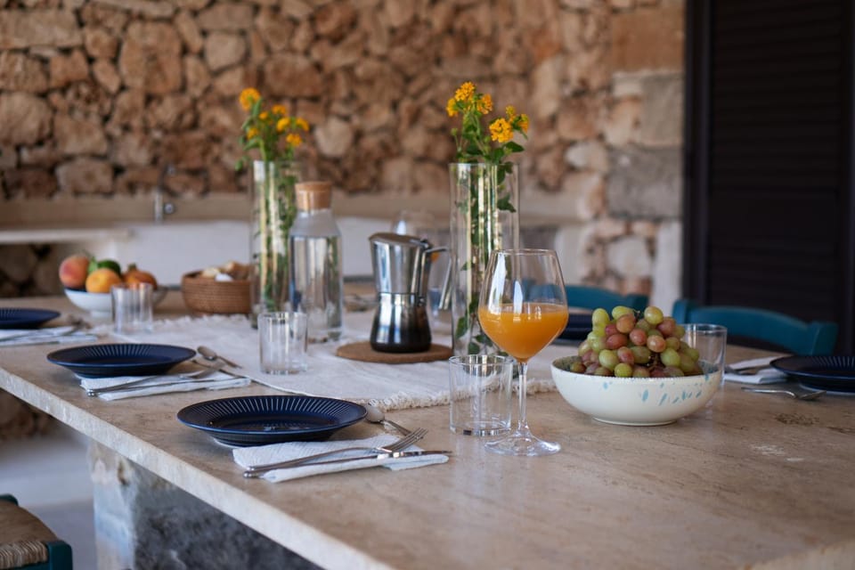 Dining area, Breakfast