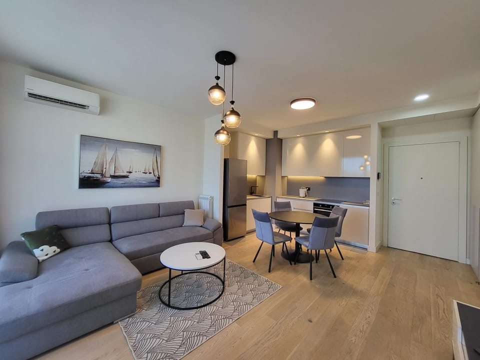 BW Waterfront LUX apartment, parking free Apartment in Belgrade