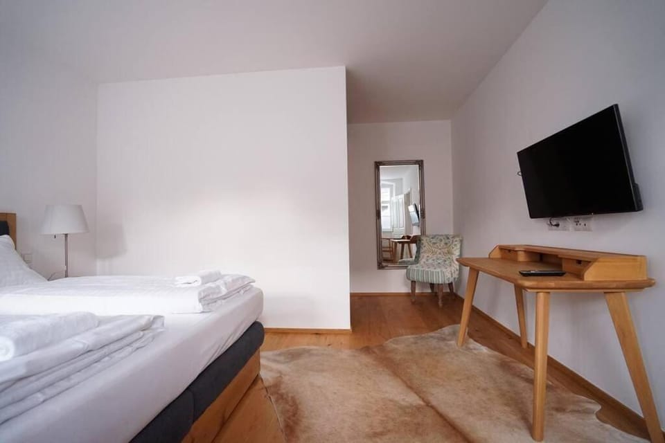Authentic Austrian Flat in the South of Vienna Apartment in Hungary