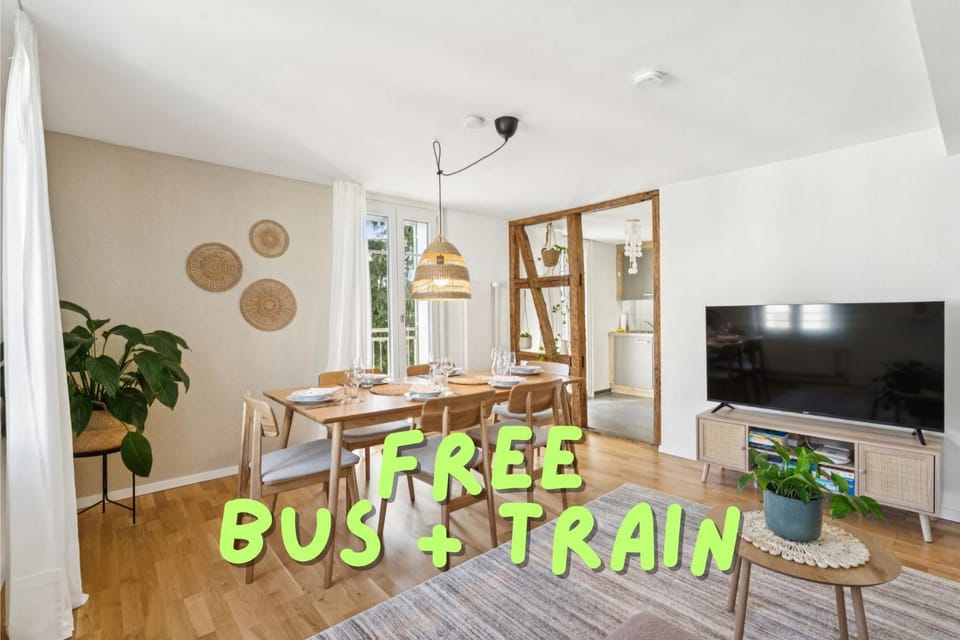 TV and multimedia, Dining area