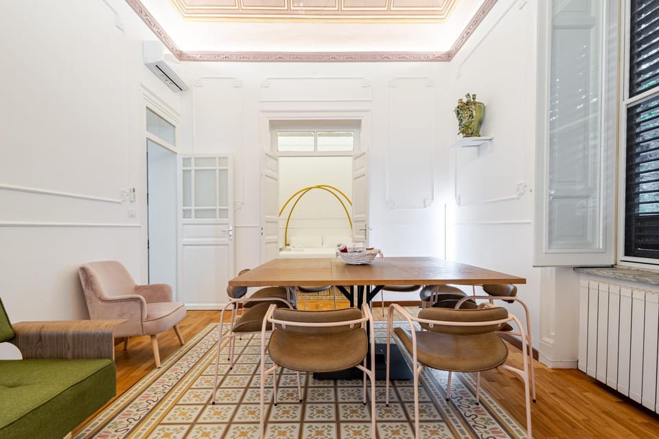 Living room, Lounge or bar, Decorative detail, Floor plan, Dining area, Lunch, heating, heating, air conditioner