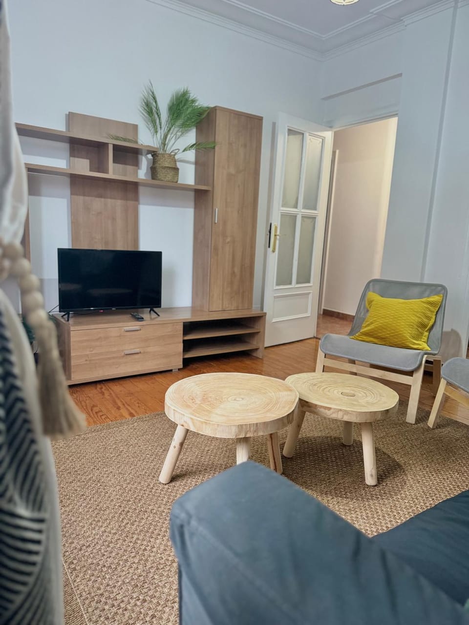 Communal lounge/ TV room, Living room