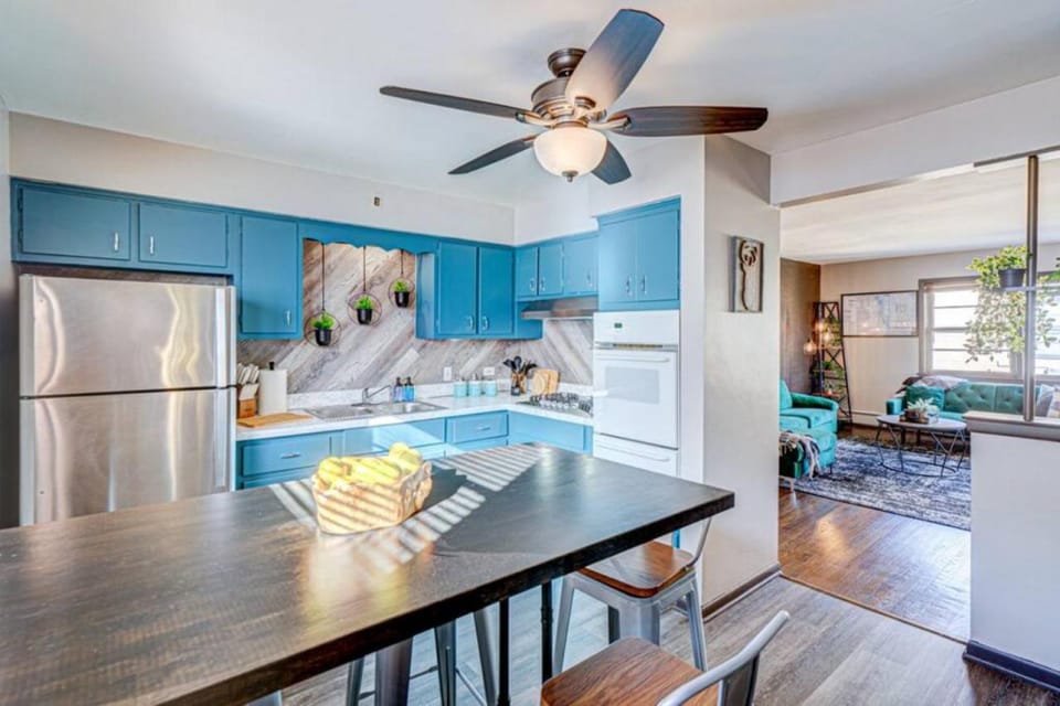 Top Rated Luxury 2BR Condo Historic Location House in Elmwood Park