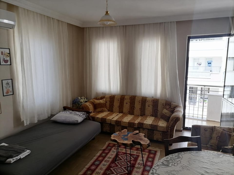 Bed, Living room, Seating area