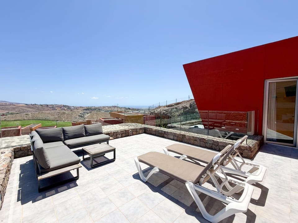 Green 9 the Dream Villa with pool and views by CanaryScape Villa in Comarca Sur