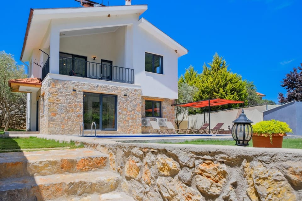 Villa Kızılbella 1, lüks havuzlu korunaklı taş villa Villa in Muğla Province